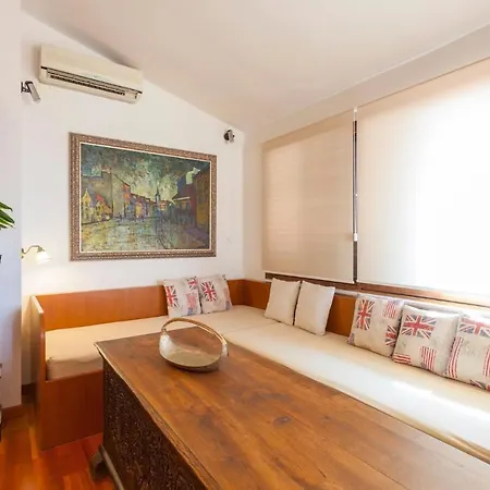 And With Wifi - 11063 Pensionat Makarska