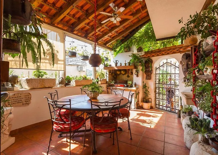 Guest house Apartments And Rooms With Wifi Makarska - 11063