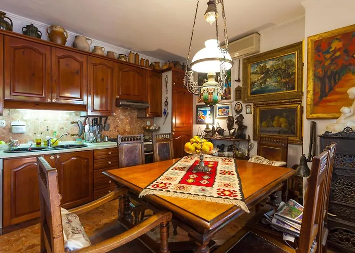 Apartments And Rooms With Wifi Makarska - 11063 Guest house Makarska